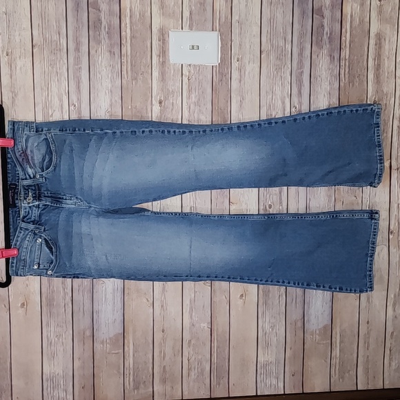 Levi's Jeans - Picture 1 of 6